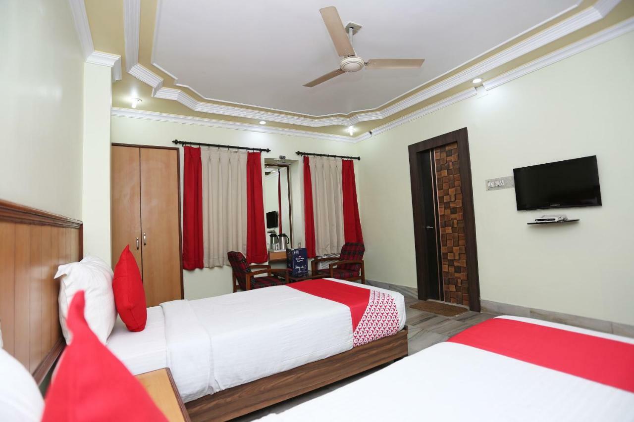 Oyo 24916 Hotel Aquatic Palace Kalyani Exterior foto